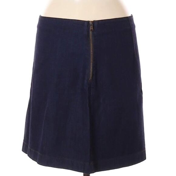 J. Crew dark blue denim chambray "the pencil skirt" size 2 Jcrew - Picture 8 of 8